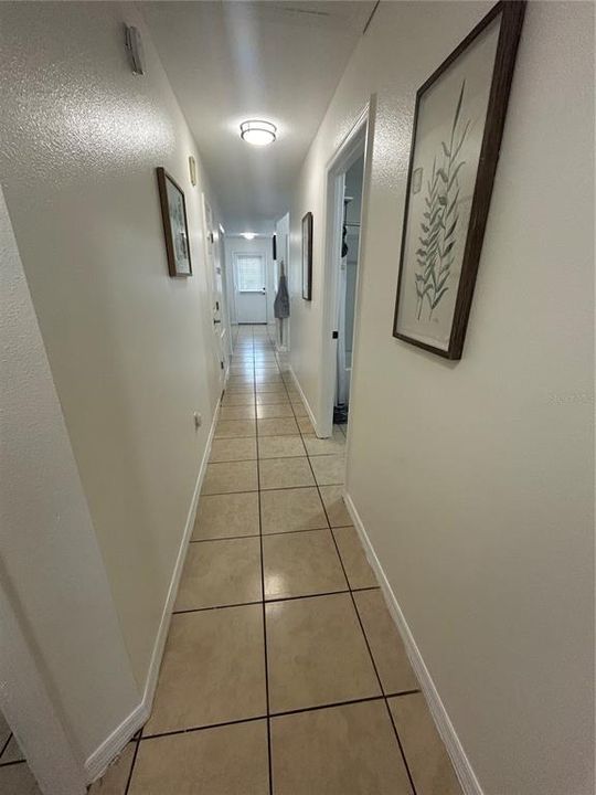 For Sale: $279,000 (3 beds, 2 baths, 1269 Square Feet)