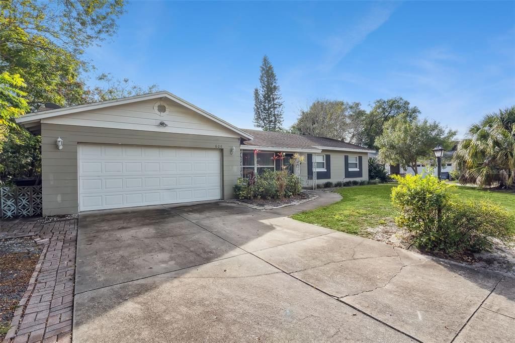 В аренду: $2,500 (4 спален, 2 ванн, 1905 Квадратных фут)