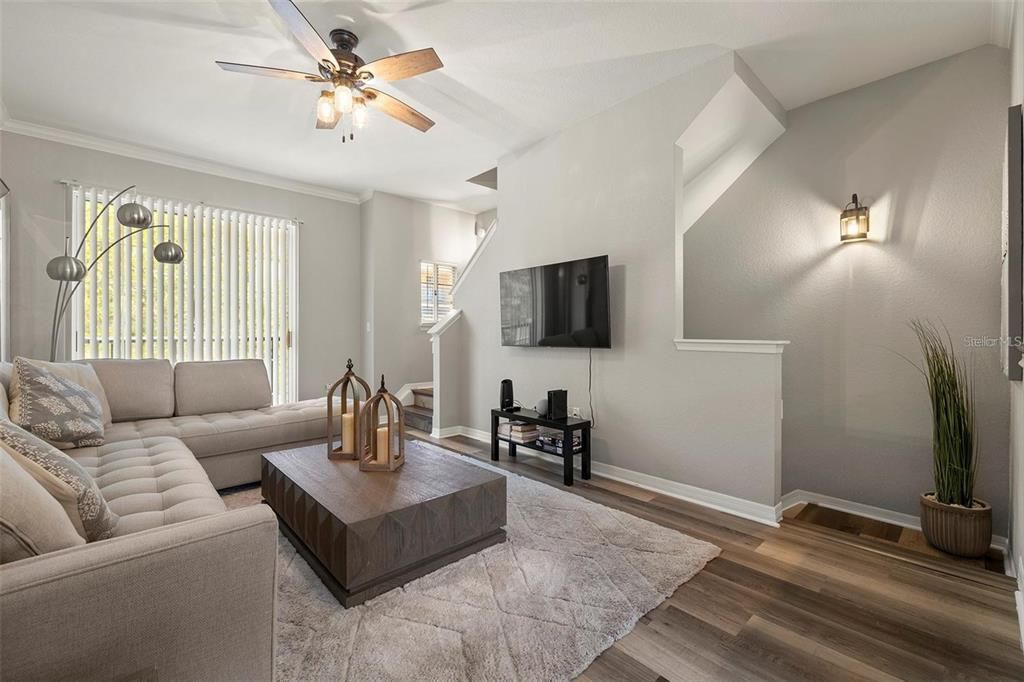 В аренду: $2,550 (1 спален, 1 ванн, 881 Квадратных фут)