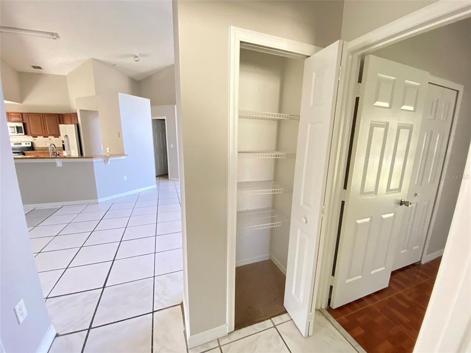 В аренду: $1,575 (3 спален, 2 ванн, 1651 Квадратных фут)