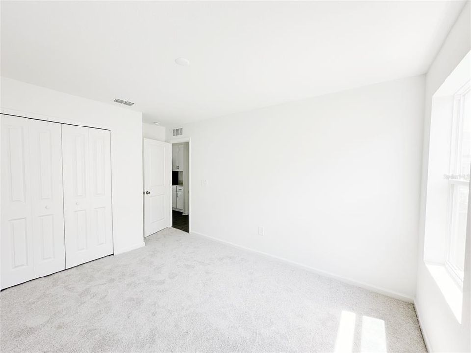 出租: $1,950 (3 贝兹, 2 浴室, 1428 平方英尺)