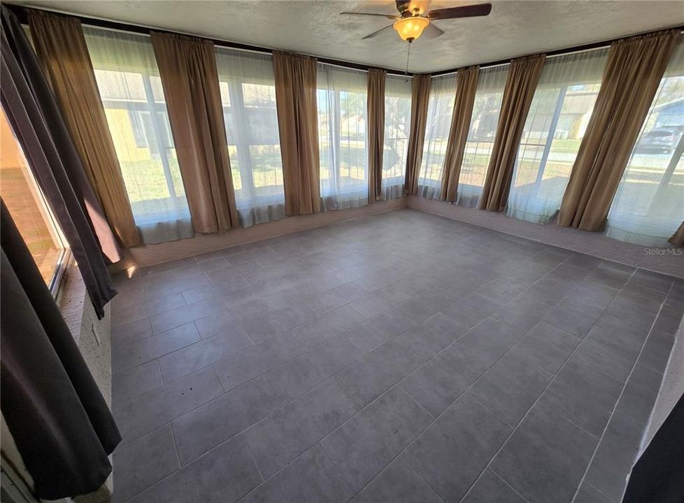 На продажу: $229,900 (2 спален, 2 ванн, 1442 Квадратных фут)