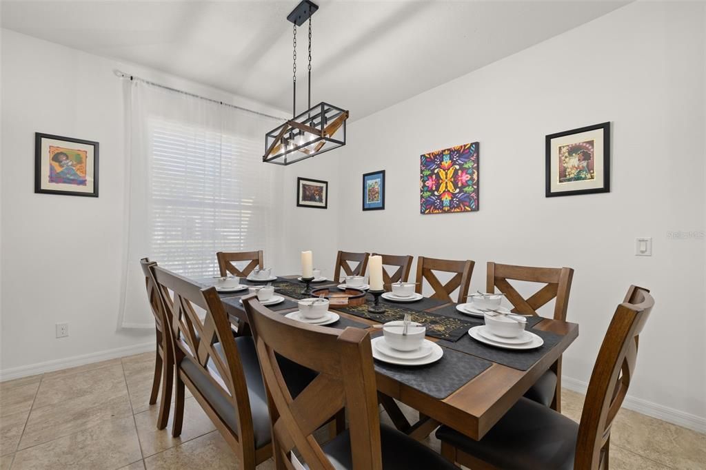 For Sale: $520,000 (5 beds, 5 baths, 3331 Square Feet)