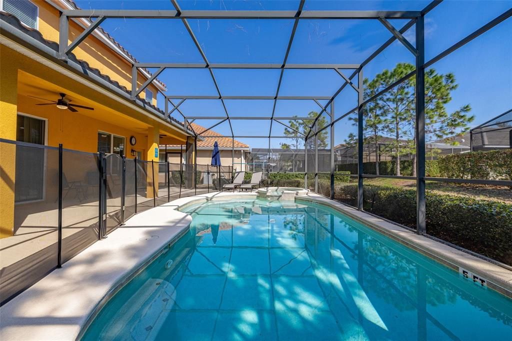 For Sale: $520,000 (5 beds, 5 baths, 3331 Square Feet)