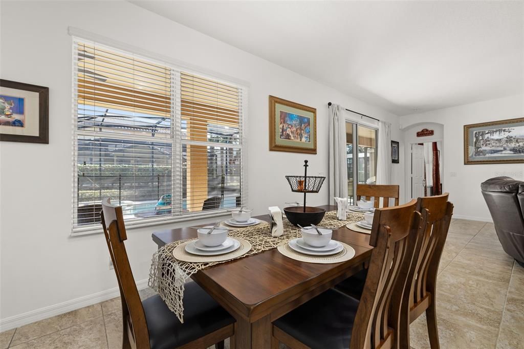 For Sale: $520,000 (5 beds, 5 baths, 3331 Square Feet)