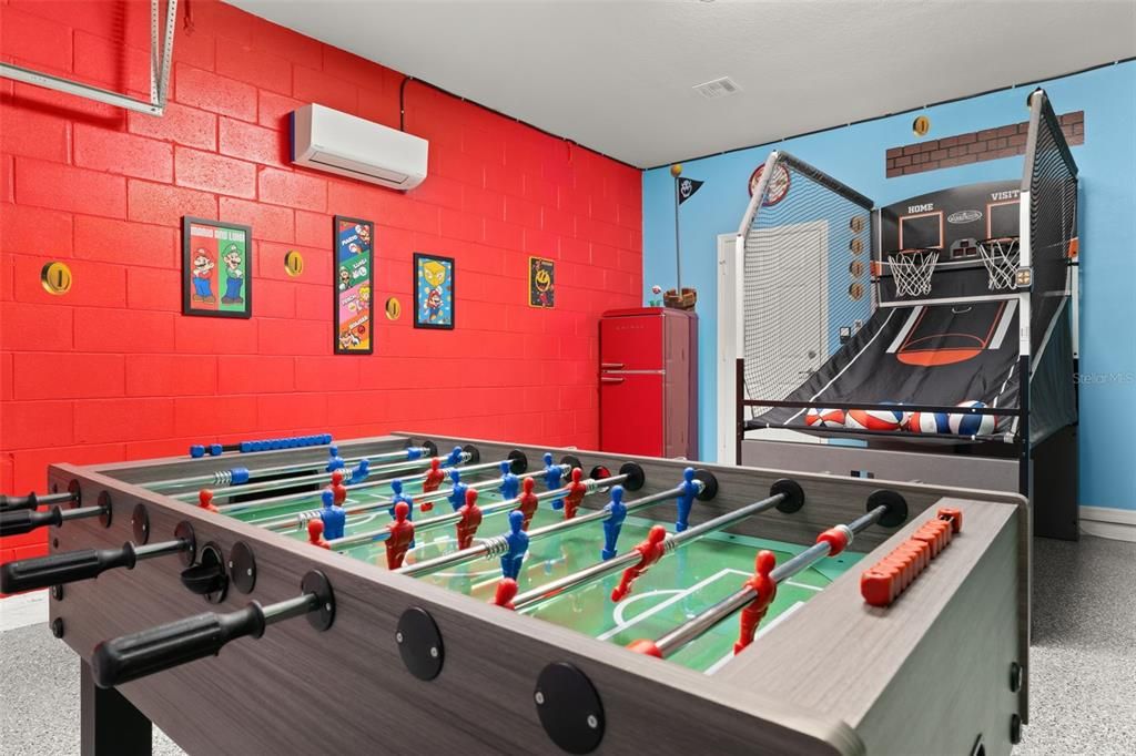 For Sale: $520,000 (5 beds, 5 baths, 3331 Square Feet)