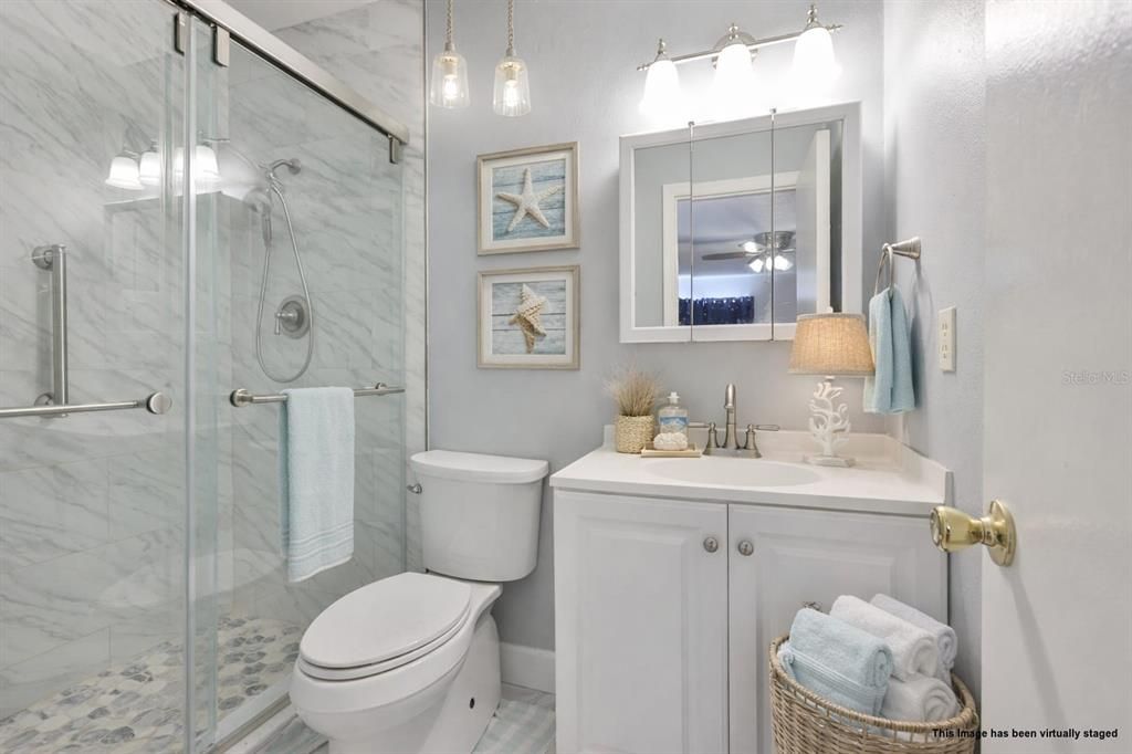 待售: $199,000 (2 贝兹, 2 浴室, 1448 平方英尺)