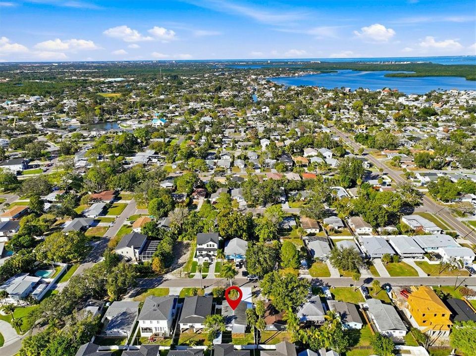 На продажу: $439,900 (3 спален, 2 ванн, 1230 Квадратных фут)