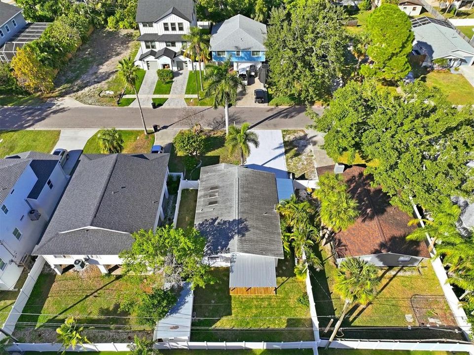 На продажу: $439,900 (3 спален, 2 ванн, 1230 Квадратных фут)