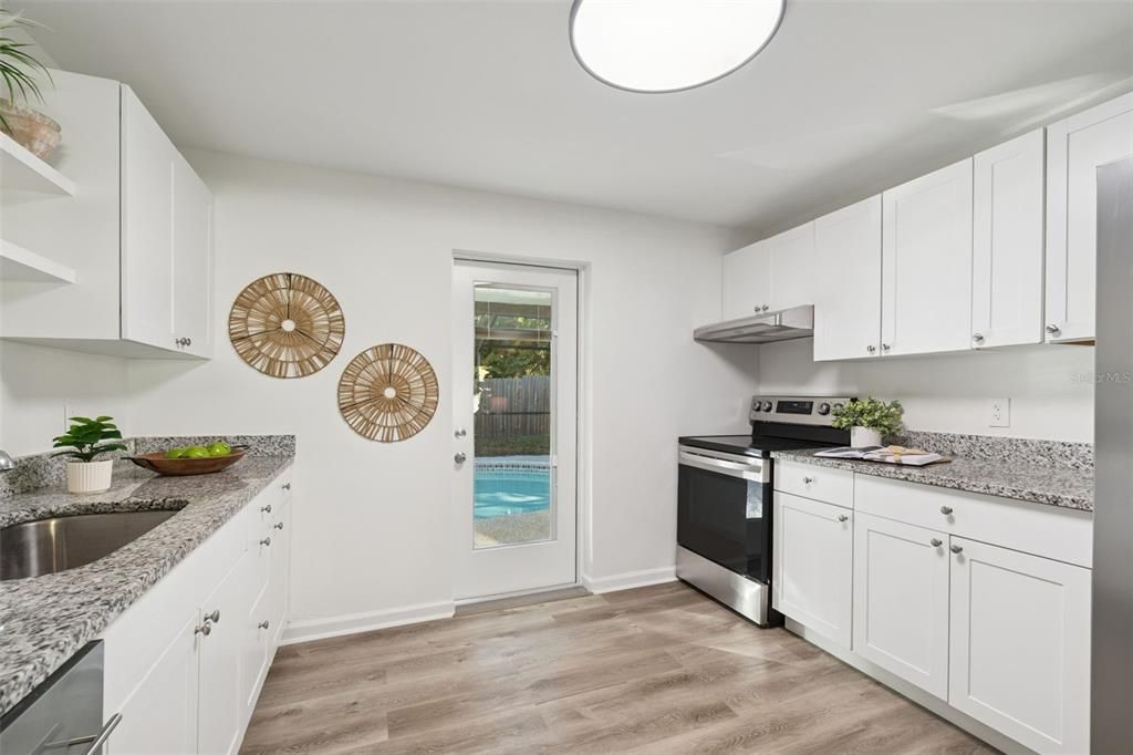 En Venta: $565,000 (4 camas, 2 baños, 1380 Pies cuadrados)