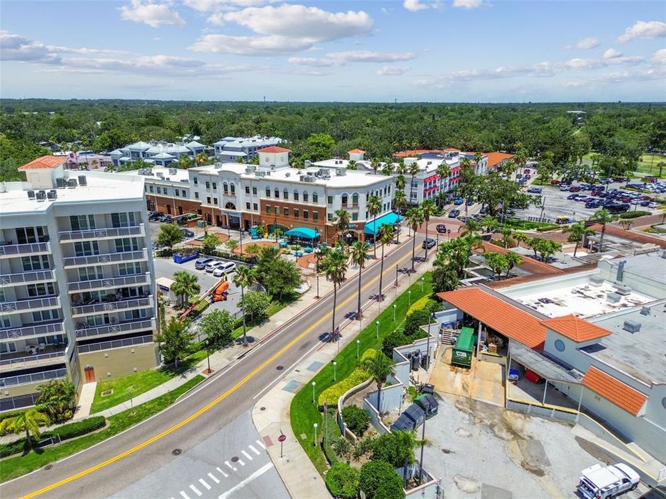 En Venta: $565,000 (4 camas, 2 baños, 1380 Pies cuadrados)