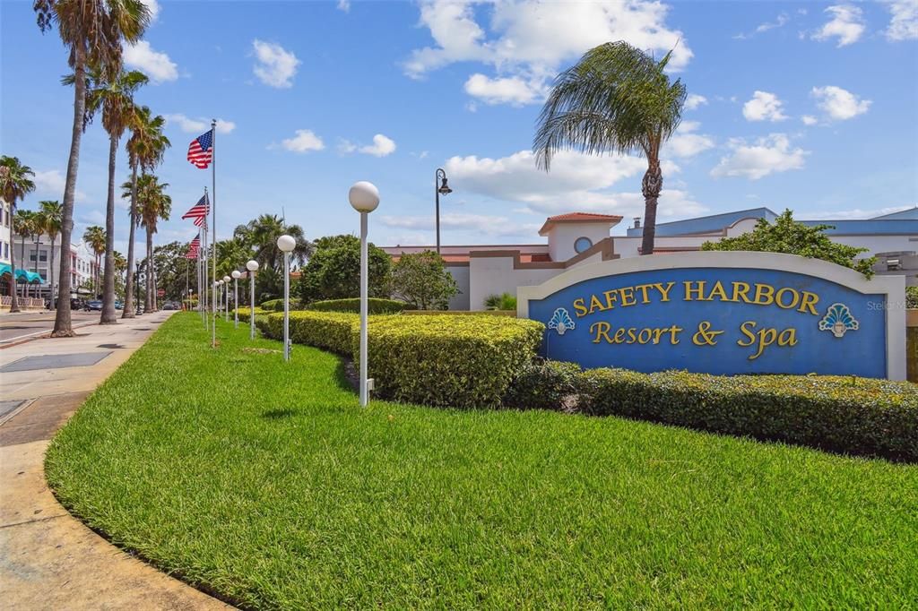 En Venta: $565,000 (4 camas, 2 baños, 1380 Pies cuadrados)