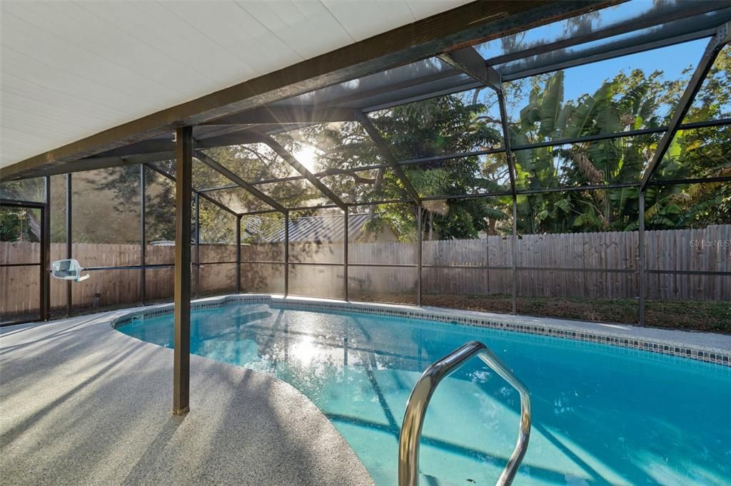 En Venta: $565,000 (4 camas, 2 baños, 1380 Pies cuadrados)