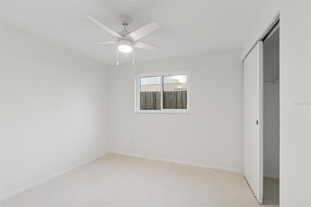 En Venta: $565,000 (4 camas, 2 baños, 1380 Pies cuadrados)