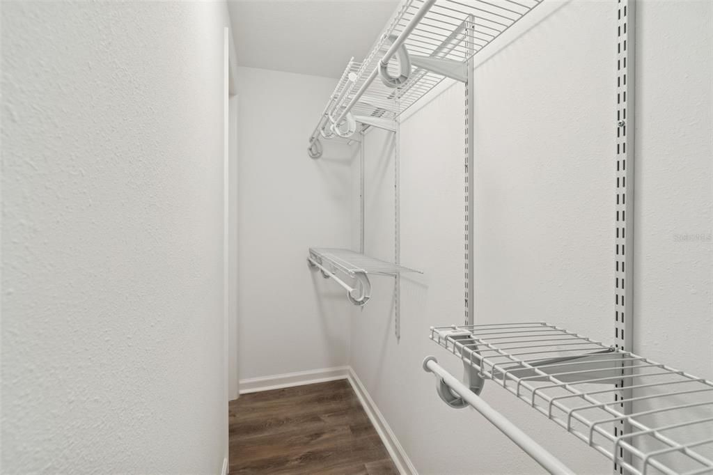 En Venta: $565,000 (4 camas, 2 baños, 1380 Pies cuadrados)