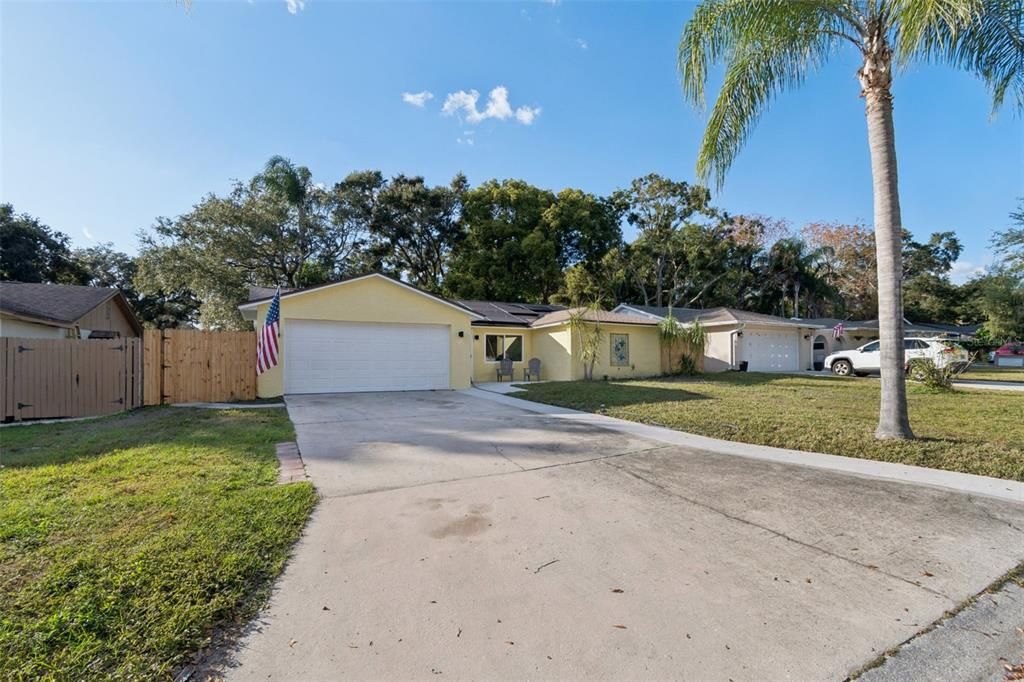 En Venta: $565,000 (4 camas, 2 baños, 1380 Pies cuadrados)