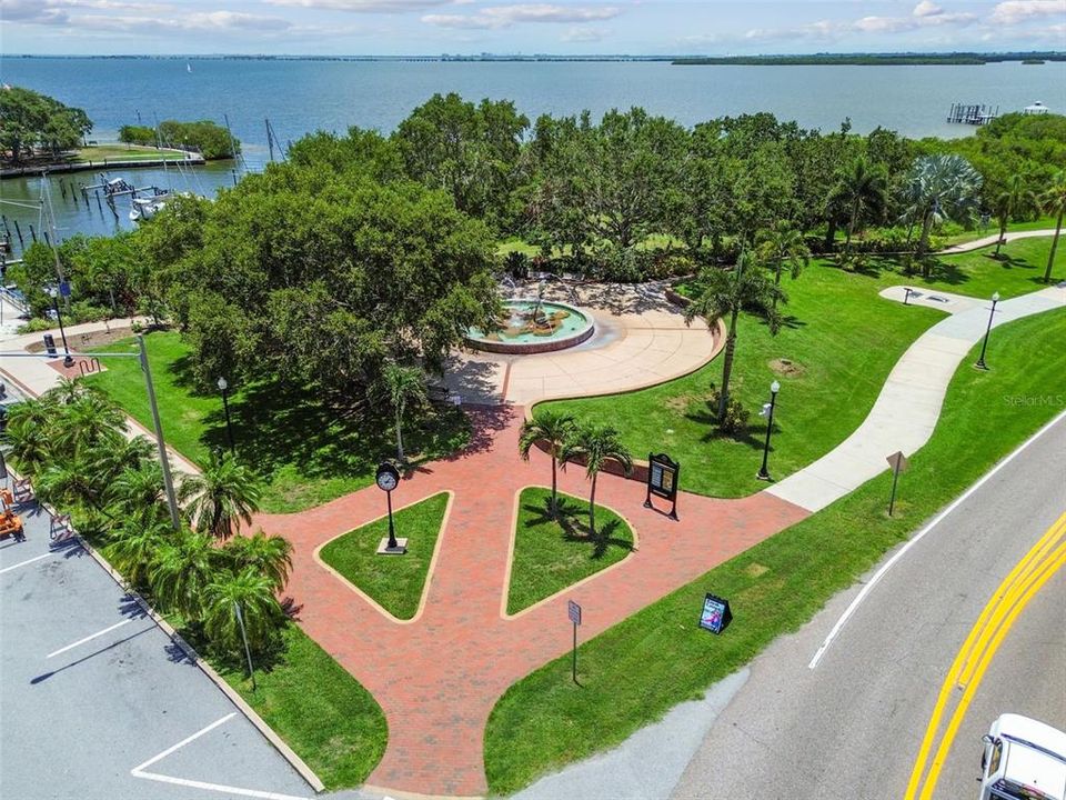 En Venta: $565,000 (4 camas, 2 baños, 1380 Pies cuadrados)