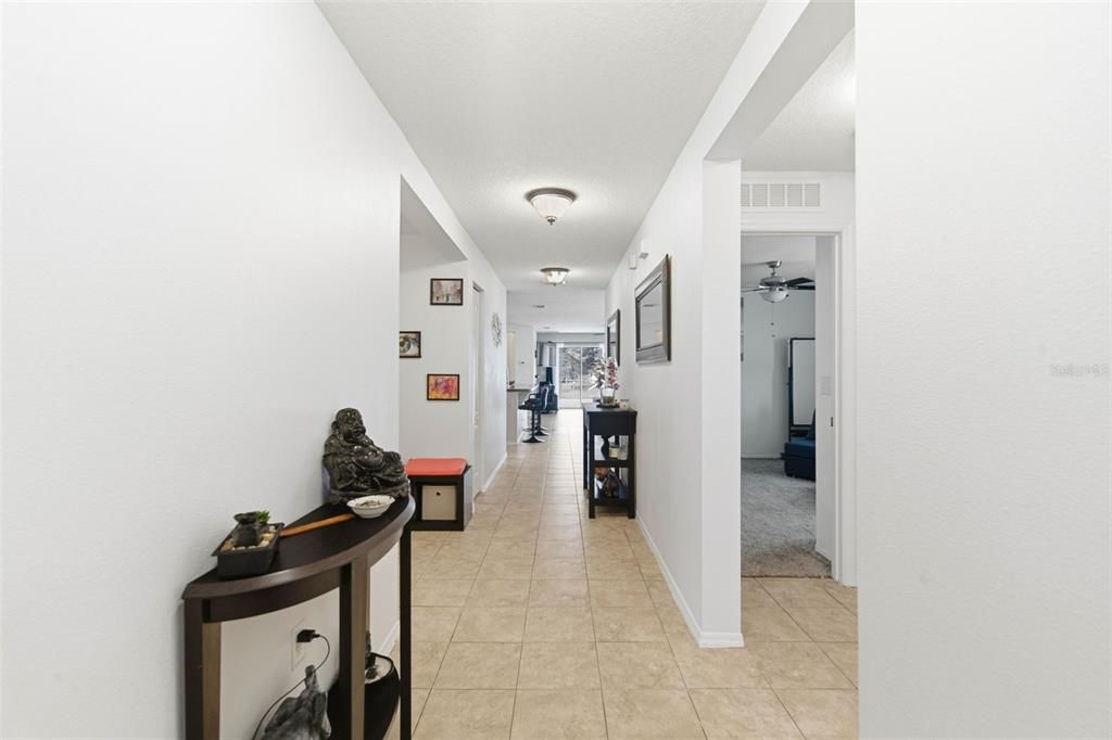 待售: $387,000 (4 贝兹, 2 浴室, 1963 平方英尺)