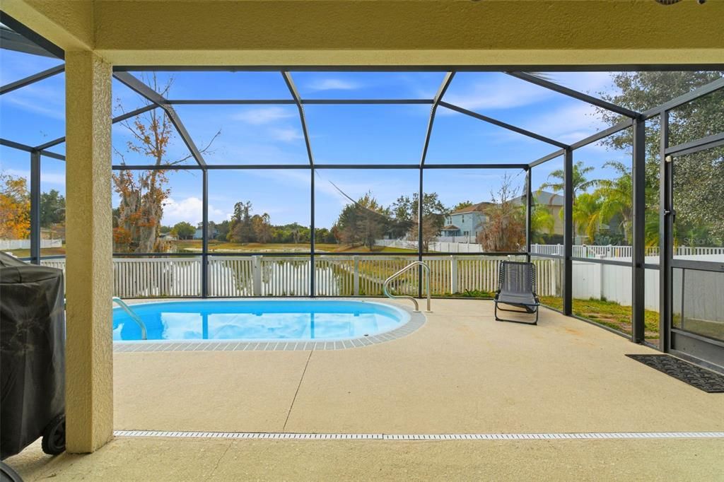 待售: $387,000 (4 贝兹, 2 浴室, 1963 平方英尺)