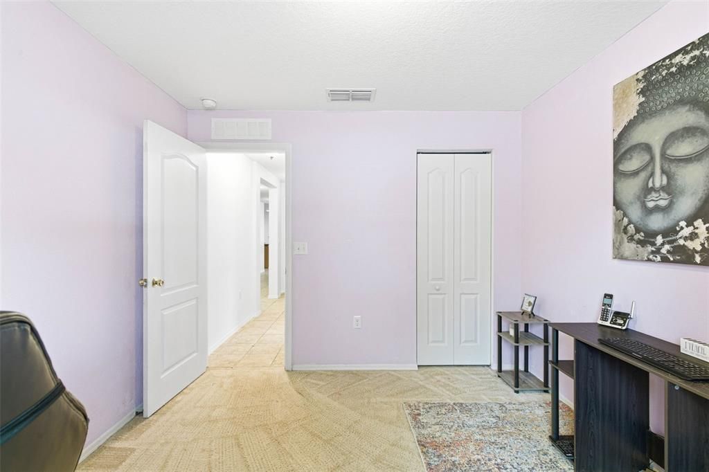 待售: $387,000 (4 贝兹, 2 浴室, 1963 平方英尺)