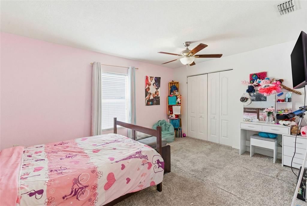 待售: $387,000 (4 贝兹, 2 浴室, 1963 平方英尺)