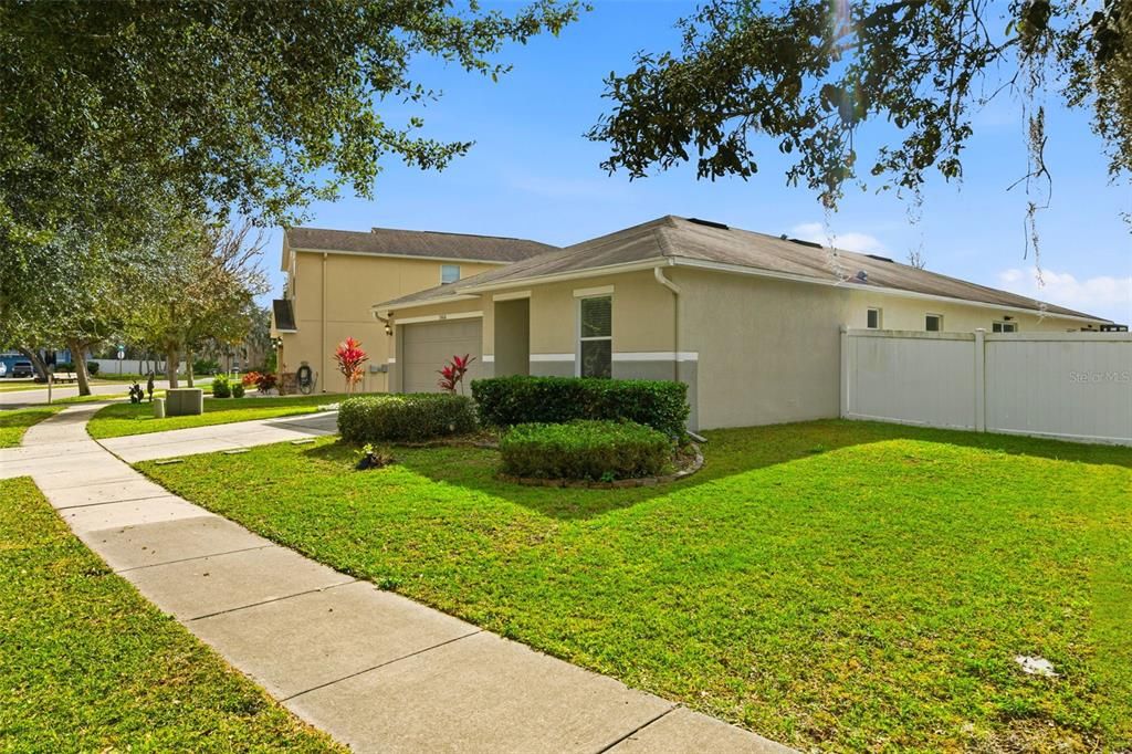 待售: $387,000 (4 贝兹, 2 浴室, 1963 平方英尺)