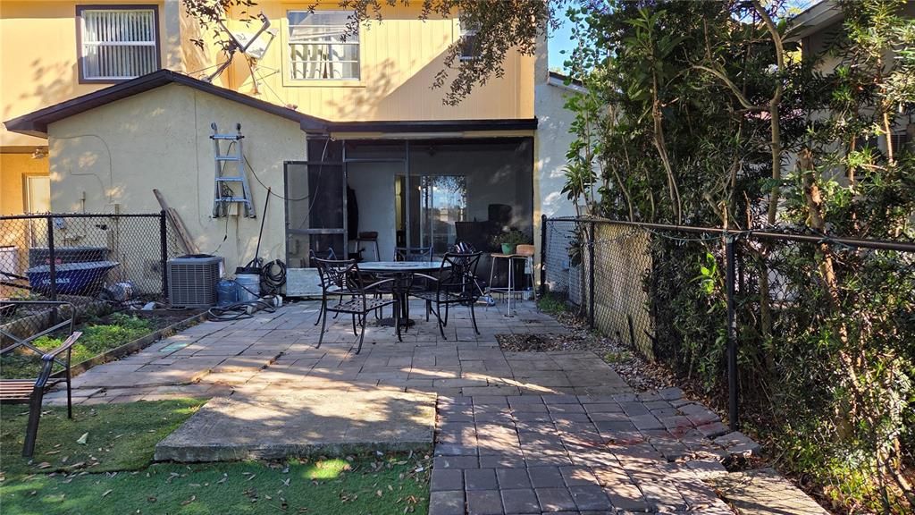 En Venta: $265,000 (3 camas, 2 baños, 1149 Pies cuadrados)