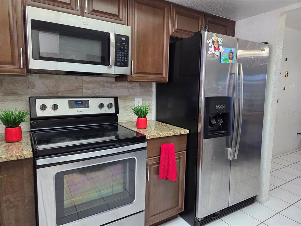 En Venta: $265,000 (3 camas, 2 baños, 1149 Pies cuadrados)