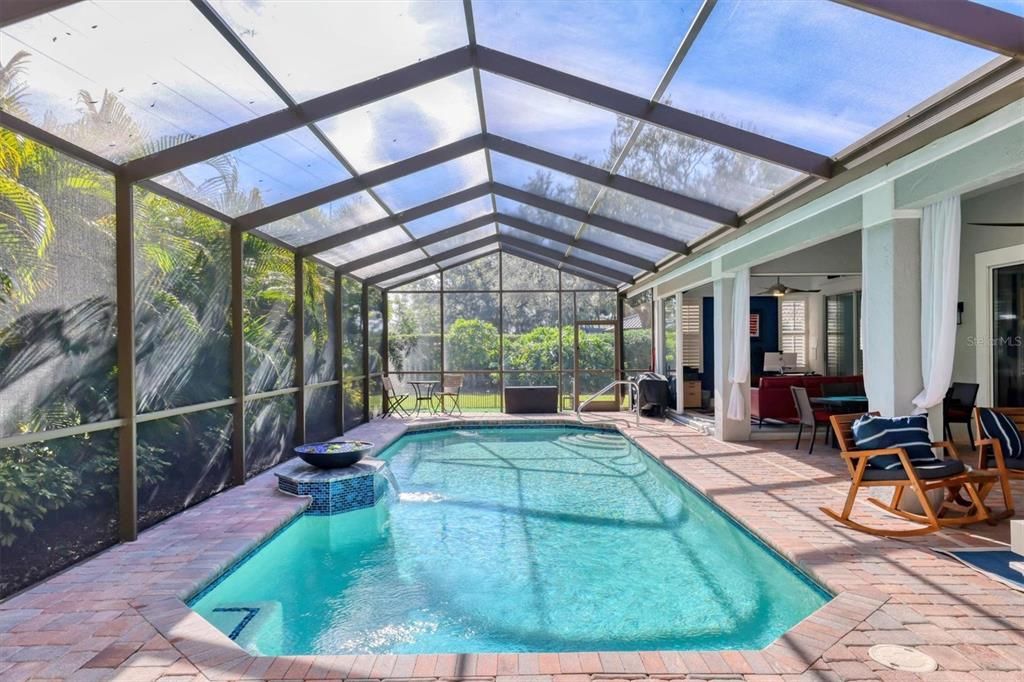 For Sale: $915,000 (3 beds, 3 baths, 2612 Square Feet)