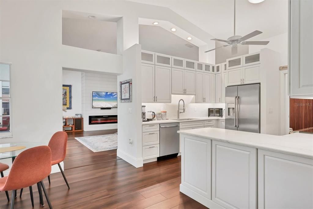 For Sale: $915,000 (3 beds, 3 baths, 2612 Square Feet)