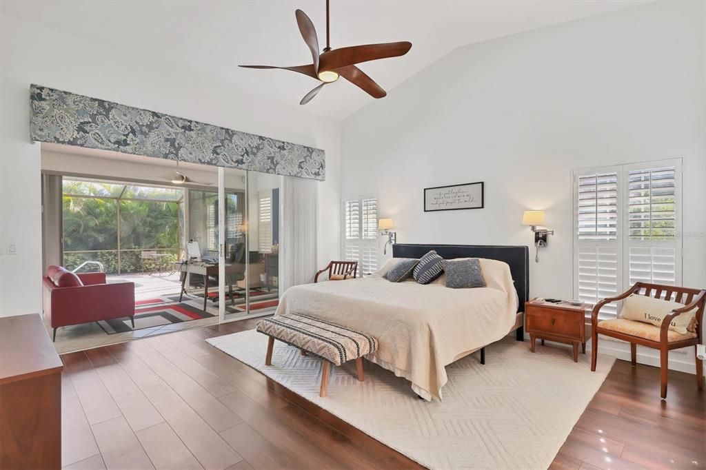 For Sale: $915,000 (3 beds, 3 baths, 2612 Square Feet)