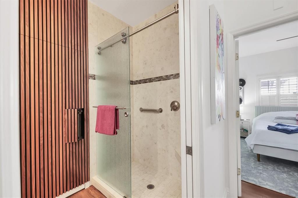 For Sale: $915,000 (3 beds, 3 baths, 2612 Square Feet)