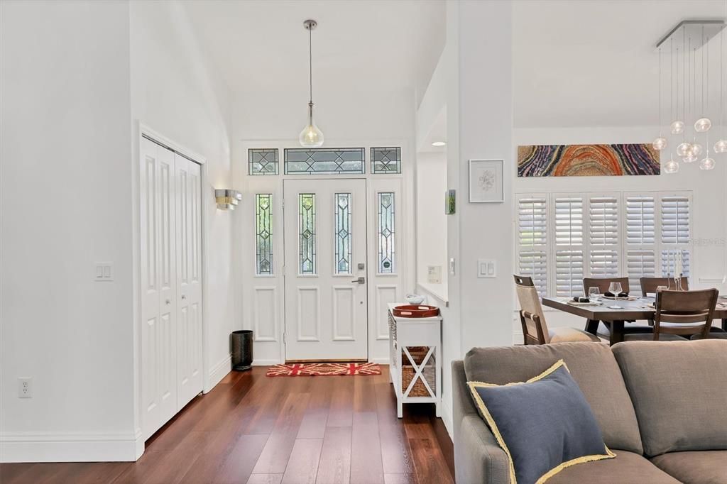 For Sale: $915,000 (3 beds, 3 baths, 2612 Square Feet)