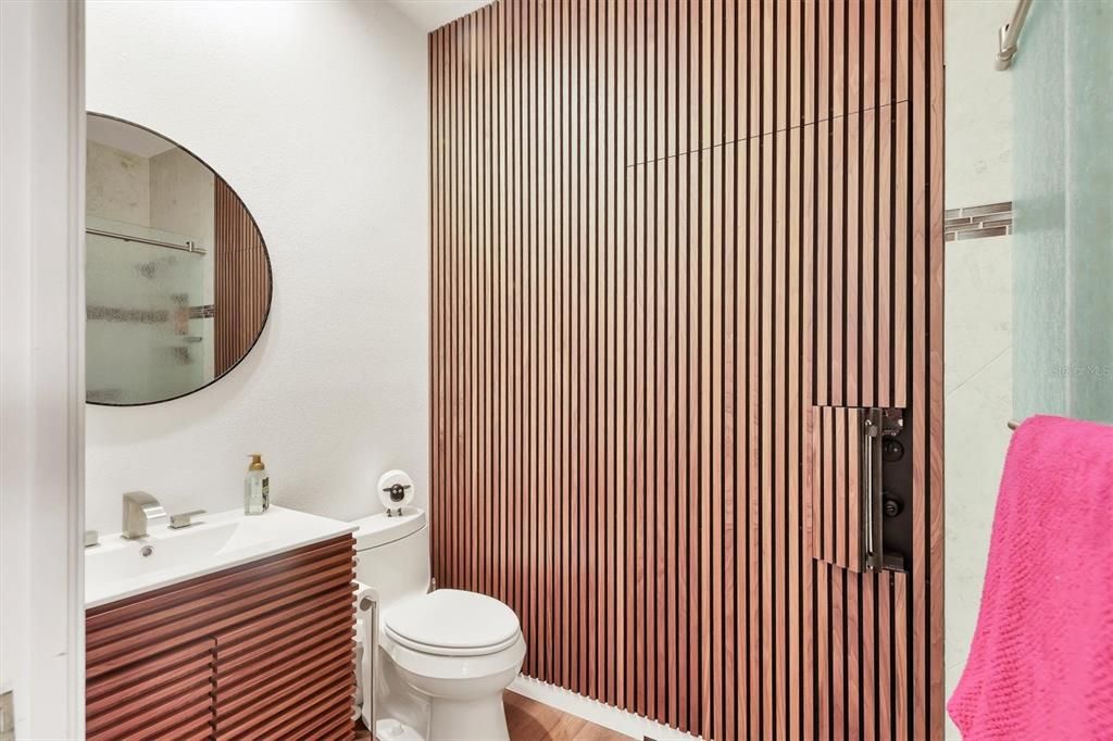 For Sale: $915,000 (3 beds, 3 baths, 2612 Square Feet)