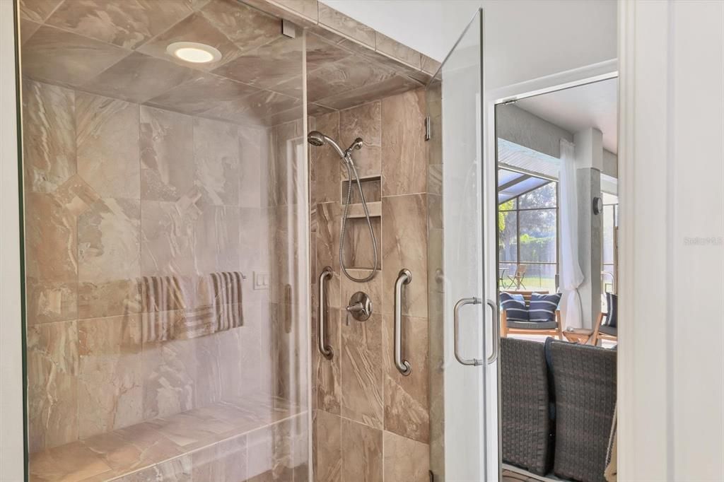 For Sale: $915,000 (3 beds, 3 baths, 2612 Square Feet)