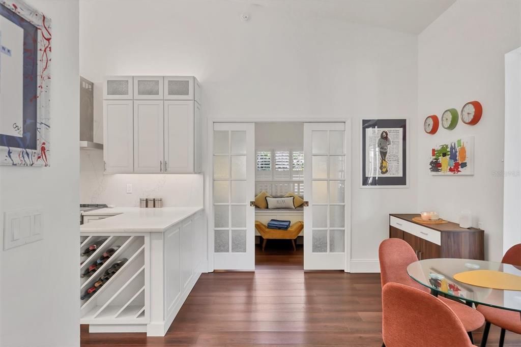 For Sale: $915,000 (3 beds, 3 baths, 2612 Square Feet)