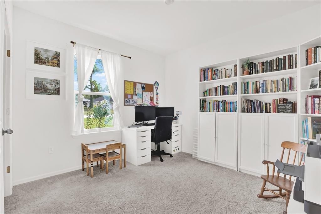 В аренду: $2,300 (4 спален, 2 ванн, 2059 Квадратных фут)