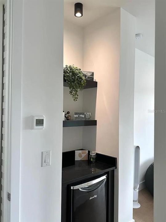 待售: $905,000 (2 贝兹, 2 浴室, 2422 平方英尺)