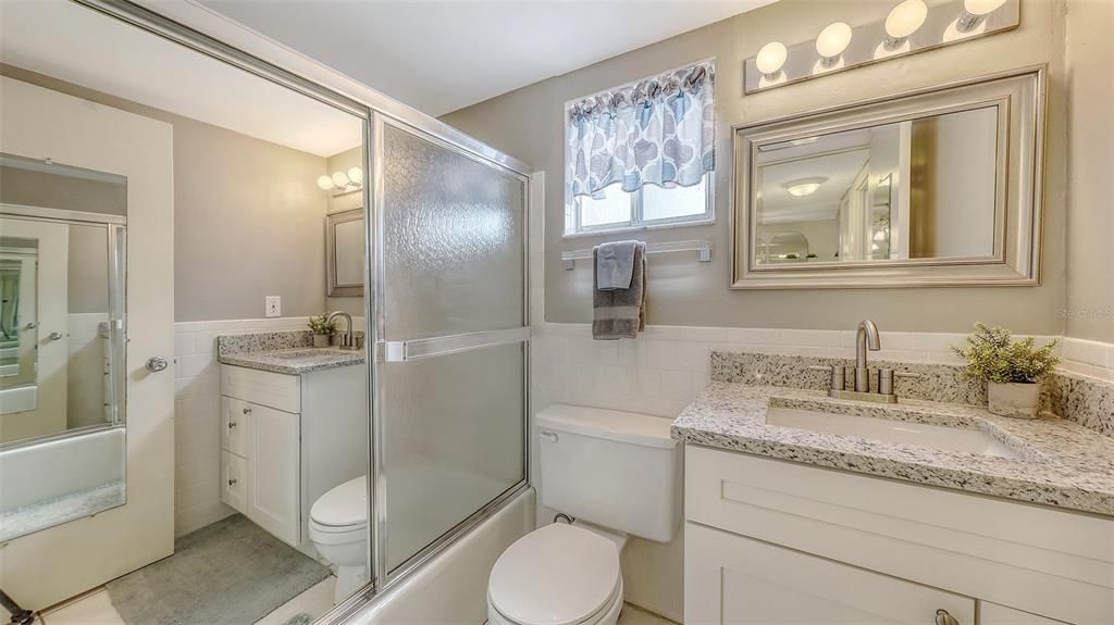 En Venta: $192,400 (2 camas, 2 baños, 1144 Pies cuadrados)