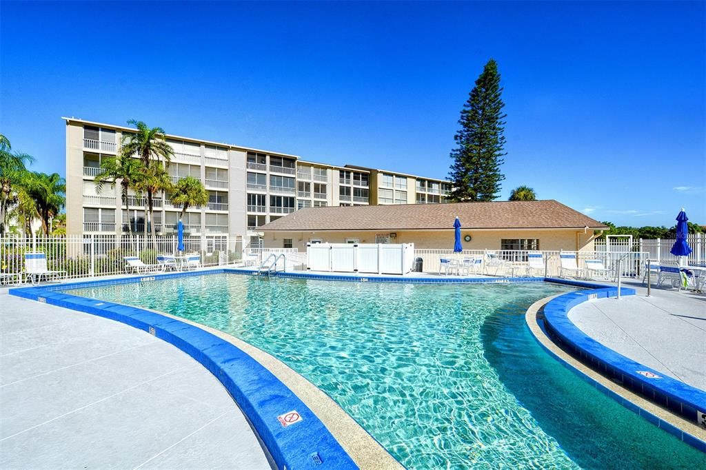 En Venta: $192,400 (2 camas, 2 baños, 1144 Pies cuadrados)