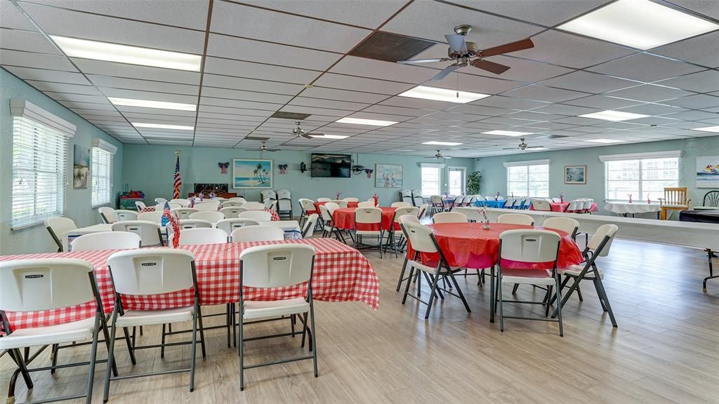 En Venta: $192,400 (2 camas, 2 baños, 1144 Pies cuadrados)