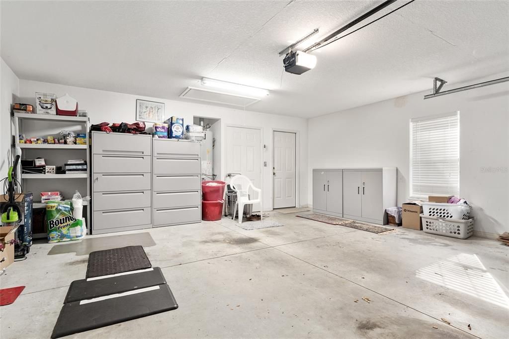 For Sale: $419,000 (4 beds, 2 baths, 1945 Square Feet)