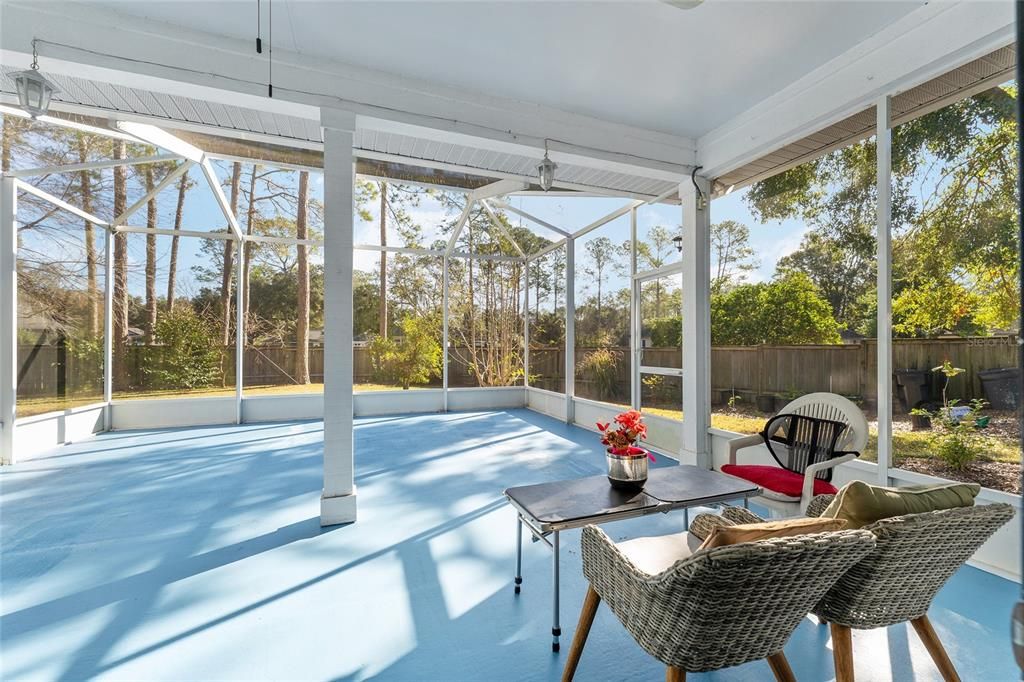 For Sale: $419,000 (4 beds, 2 baths, 1945 Square Feet)