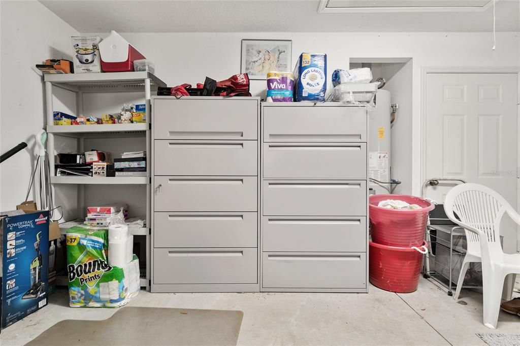 For Sale: $419,000 (4 beds, 2 baths, 1945 Square Feet)