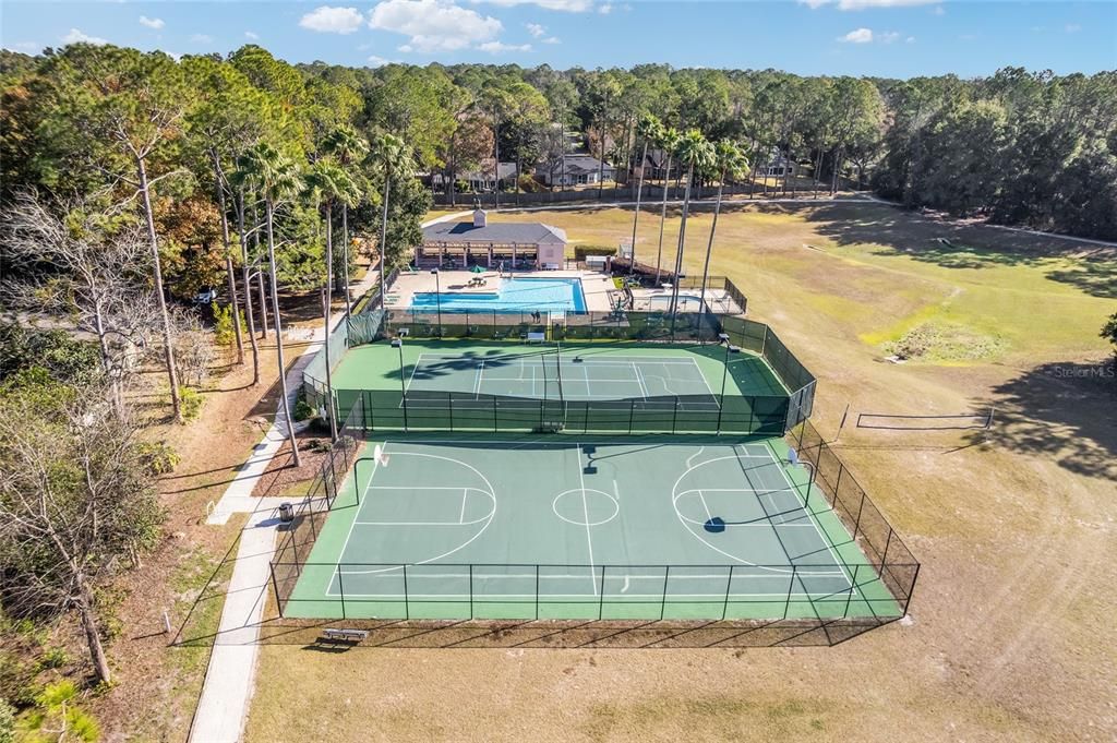 For Sale: $419,000 (4 beds, 2 baths, 1945 Square Feet)