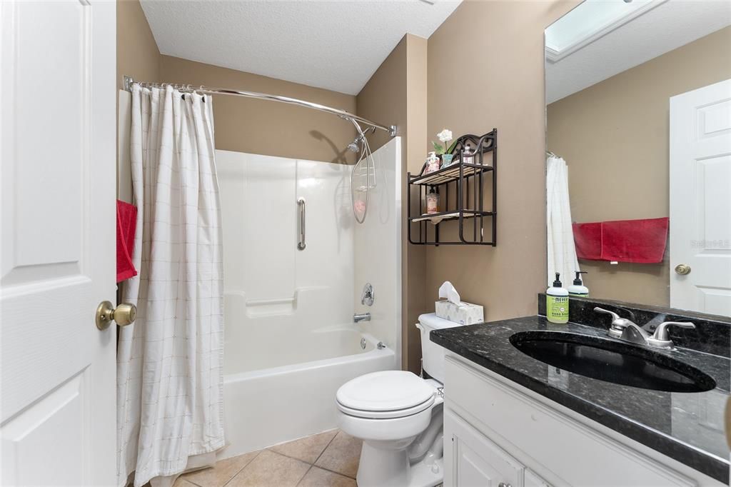 For Sale: $419,000 (4 beds, 2 baths, 1945 Square Feet)