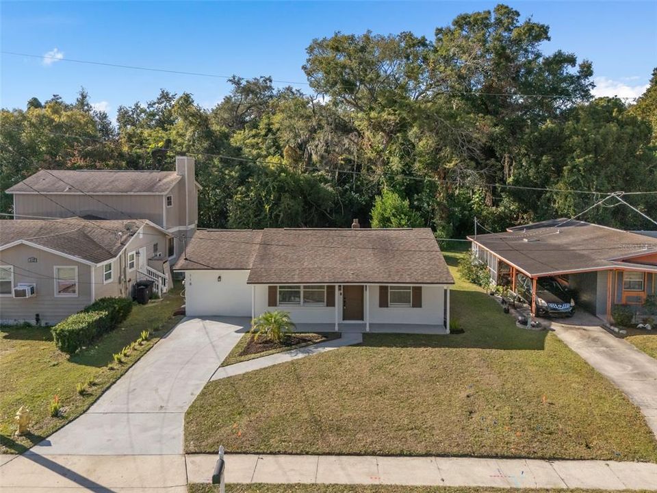 待售: $300,000 (3 贝兹, 2 浴室, 1092 平方英尺)