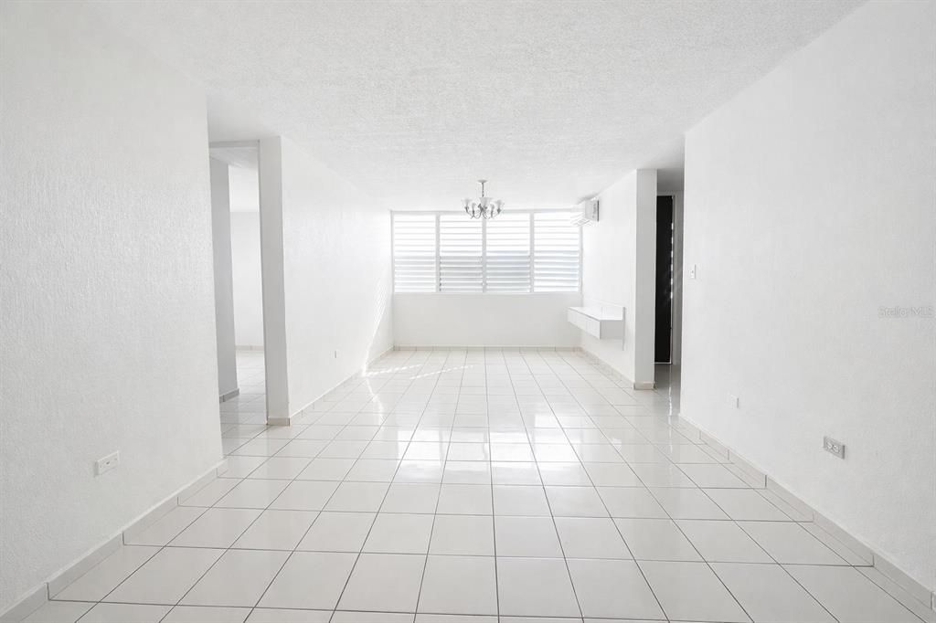 En Venta: $157,000 (3 camas, 1 baños, 889 Pies cuadrados)