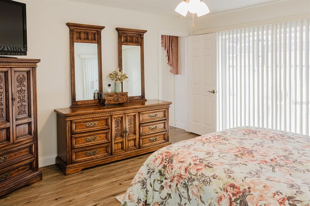 For Sale: $625,000 (3 beds, 2 baths, 1883 Square Feet)