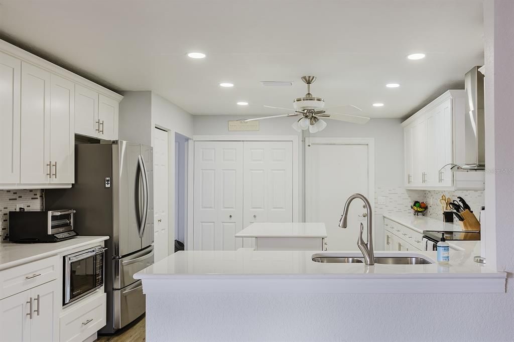 For Sale: $625,000 (3 beds, 2 baths, 1883 Square Feet)